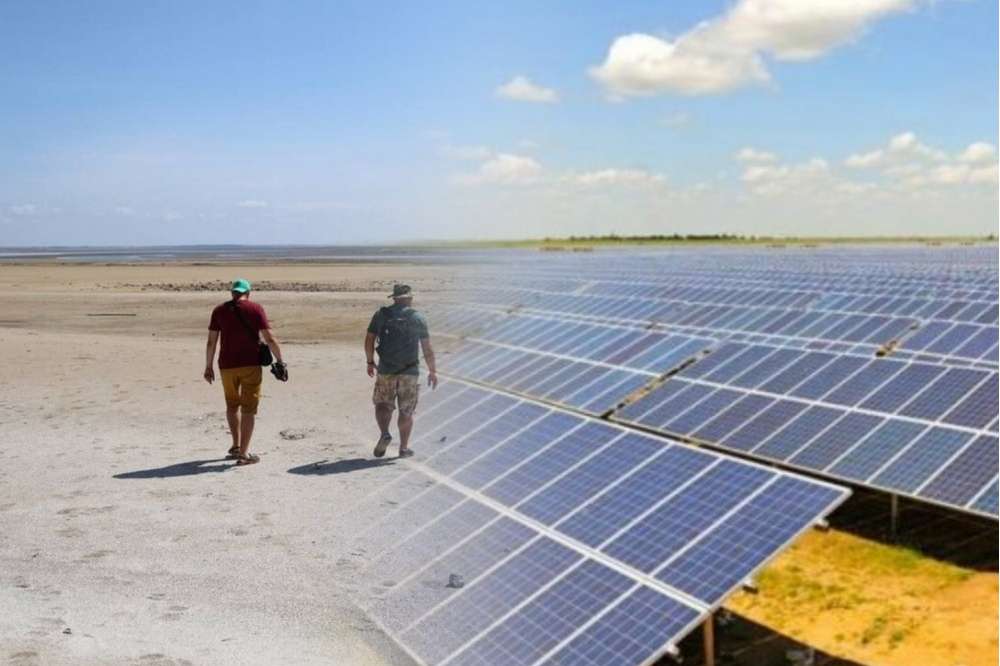 На місці Каховського водосховища пропонують встановити сонячні панелі