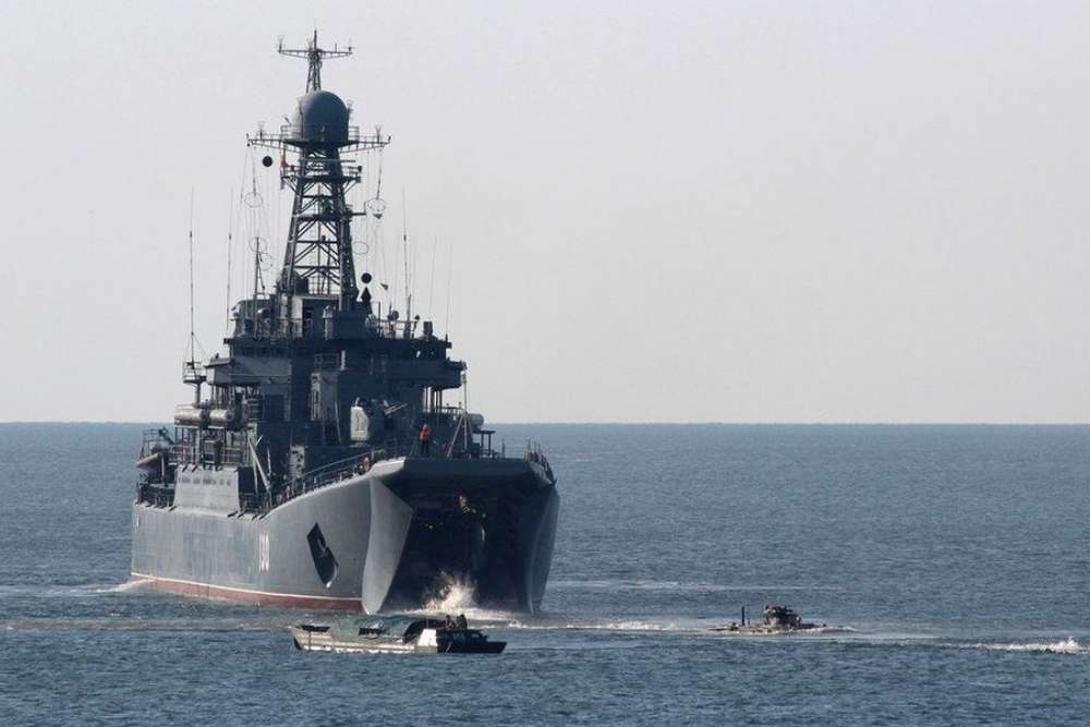 Скільки великих десантних кораблів рф Україна вивела з ладу – повідомили у ВМС