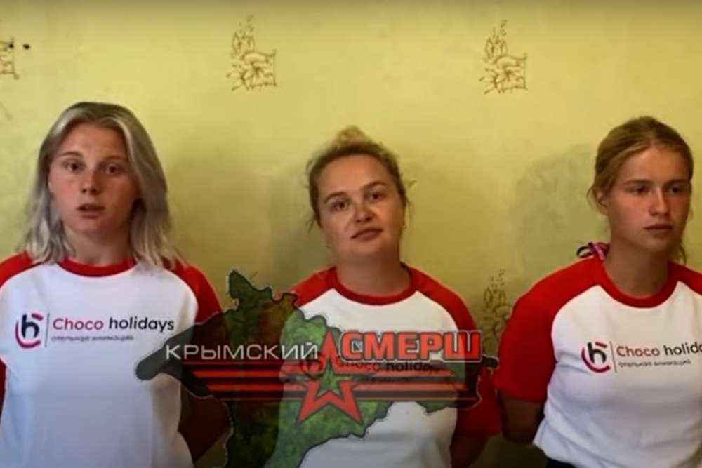 У Криму дівчата танцювали під хіт Сердючки Ще не вмерла Україна, їх змусили вибачатися (відео)
