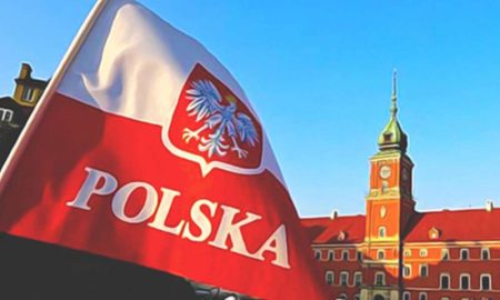 Українці у Польщі масово втрачають виплати на дітей – що відомо