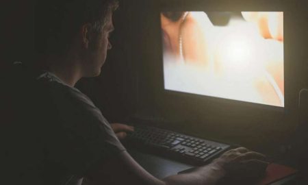 В Раді зареєстрували законопроєкт про декриміналізацію порно – подробиці