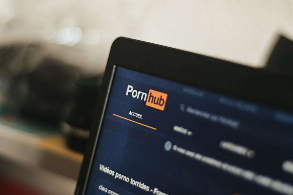 В Раді зареєстрували законопроєкт про декриміналізацію порно – подробиці