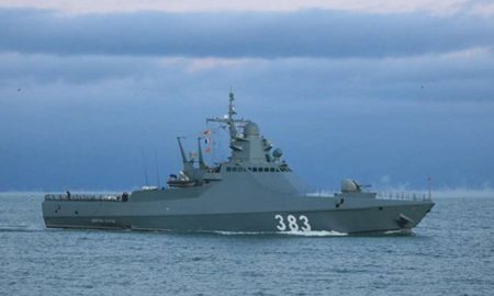 Військові російські кораблі просять про евакуацію після «успішного відбиття» атаки дронів