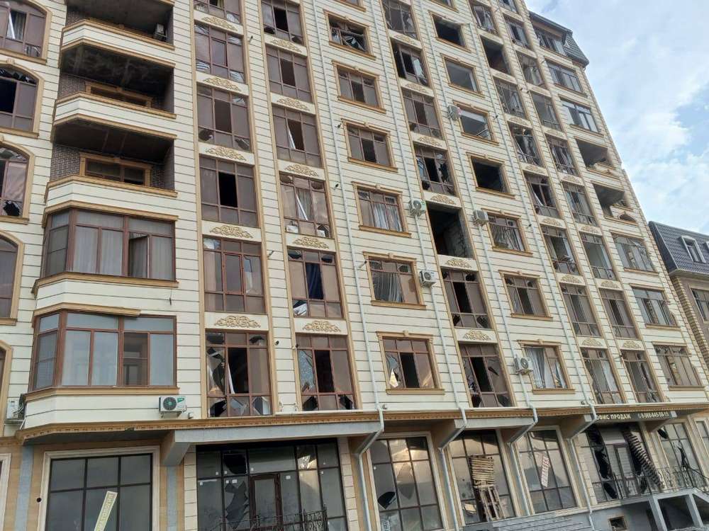 «Більшість загиблих – це роззяви, які зібралися подивитися на пожежу»: стався потужний вибух у Дагестані (фото, відео)