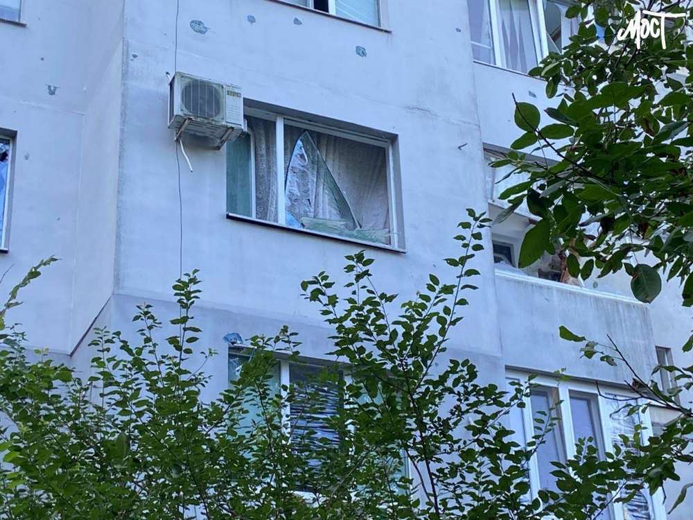 Окупанти скинули дві бомби на дитсадок і житлові будинки у Херсоні – багато постраждалих