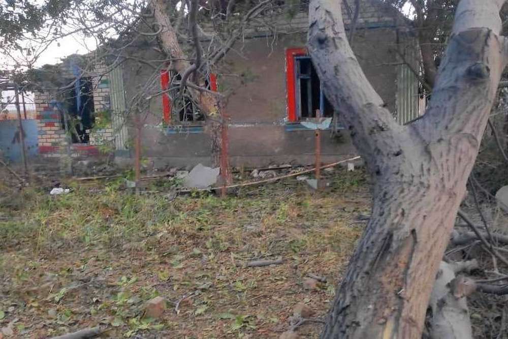 «Вибухи бомб зруйнували майже всю інфраструктуру у двох селах Херсонщини» - поліція показала наслідки ворожих атак