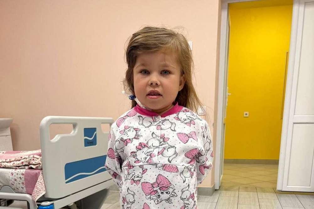 Наймолодший посмертний донор: 9-місячна дівчинка віддала свою нирку 5-річній Сніжані