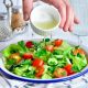 Корисні та смачні заправки для салатів – 5 простих рецептів