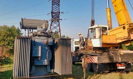 На Дніпропетровщині енергетики забезпечили електроенергію новий водогін після підриву Каховської ГЕС