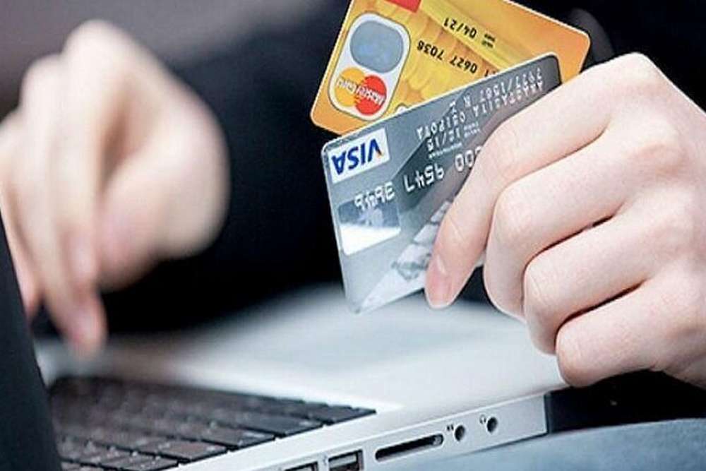 ПриватБанк викрив шахраїв, які отримали доступ до рахунків через незаконні SIM картки