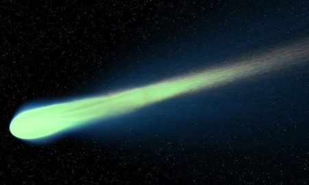 Рідкісна зелена комета у небі над Україною – коли і як можна її побачити