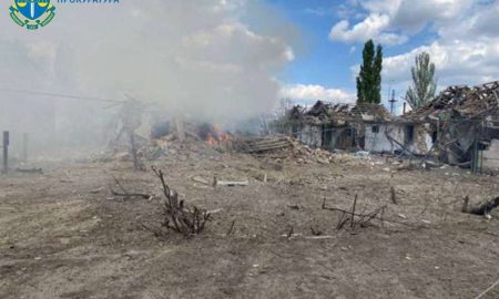 Росія вдарила з авіації по селу на Херсонщині. Є загиблий та постраждалі