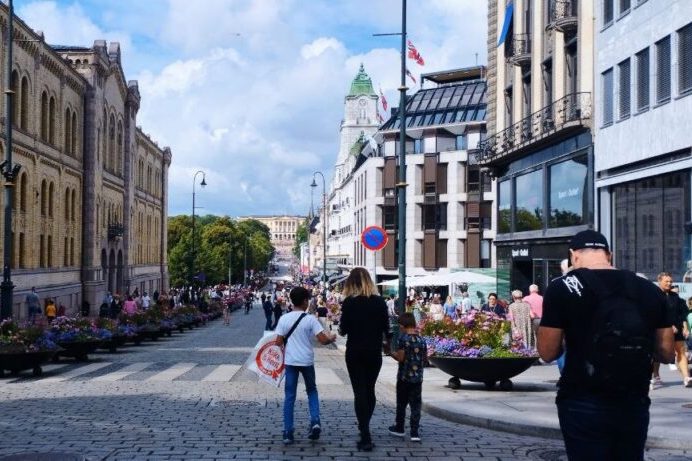 Українець розповів, скільки коштує життя в Норвегії (відео)