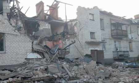 «Лягли в коридорі після першого удару»: люди дивом вижили у зруйнованому дронами будинку на батьківщині Кучми