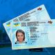 Відтепер українці можуть замовити посвідчення водія з доставкою за кордон