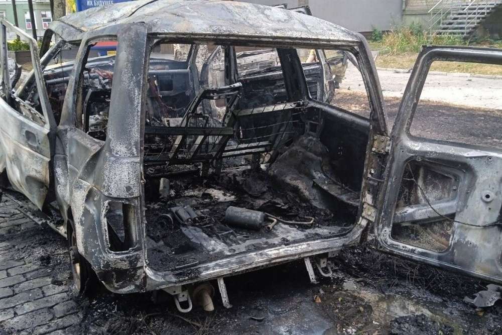 У Бердянську підірвали авто з 4-ма ФСБ-шниками – серед ліквідованих воєнний злочинець