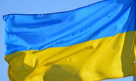 Четверо іноземців у Литві осквернили український прапор — яким може бути покарання