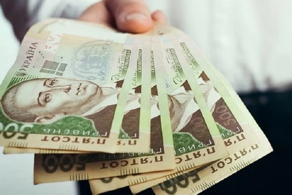 Деякі українці можуть отримати виплати 3100 грн – строк подачі заявки до 1 листопада