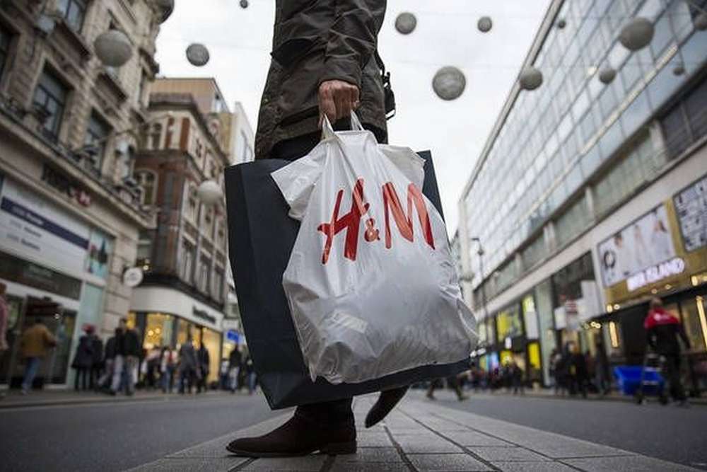 H&M повертається до України – де готуються відкрити магазини