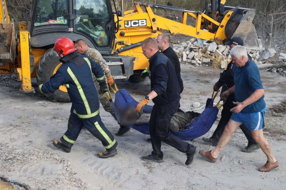 Пошуково рятувальні роботи в селі Гроза на Харківщині завершено: 51 людина загинула