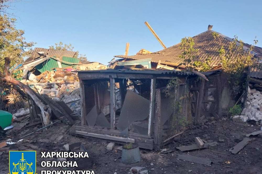 Росіяни скинули бомбу на будинок в Ізюмському районі: є загиблі