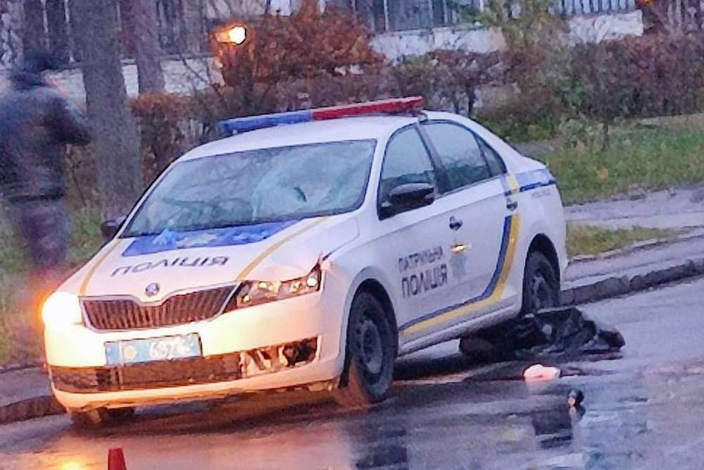 ДТП у Львові патрульна машина збила пішохода він помер у лікарні1