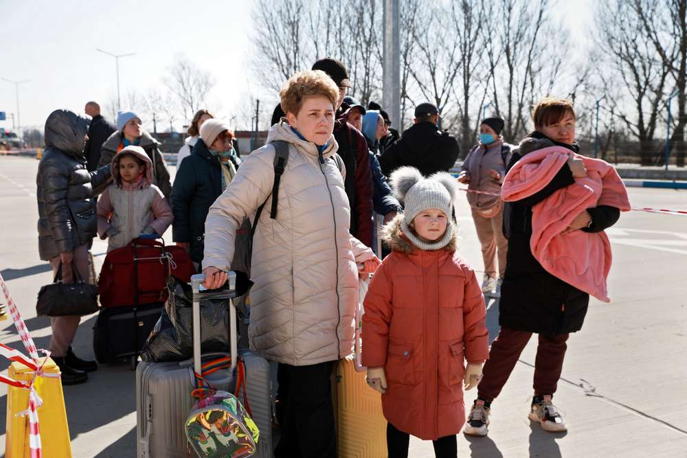 Скільки людей повернеться в Україну після війни – прогноз Інституту демографії