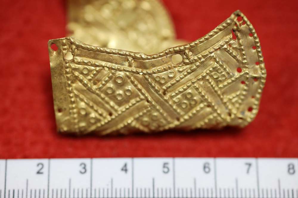 У Білій Церкві знайшли золотий скарб часів Гетьманщини – як виглядають унікальні артефакти (фото)3