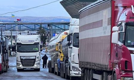 Блокада кордону: у Польщі заявили про перші результати переговорів, а українці шукають інші шляхи