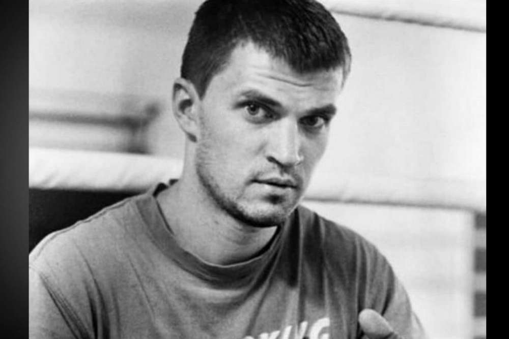 У лікарні Дніпра помер чемпіон світу з кікбоксінгу Сергій Лисюк, який підірвався на міні на фронті