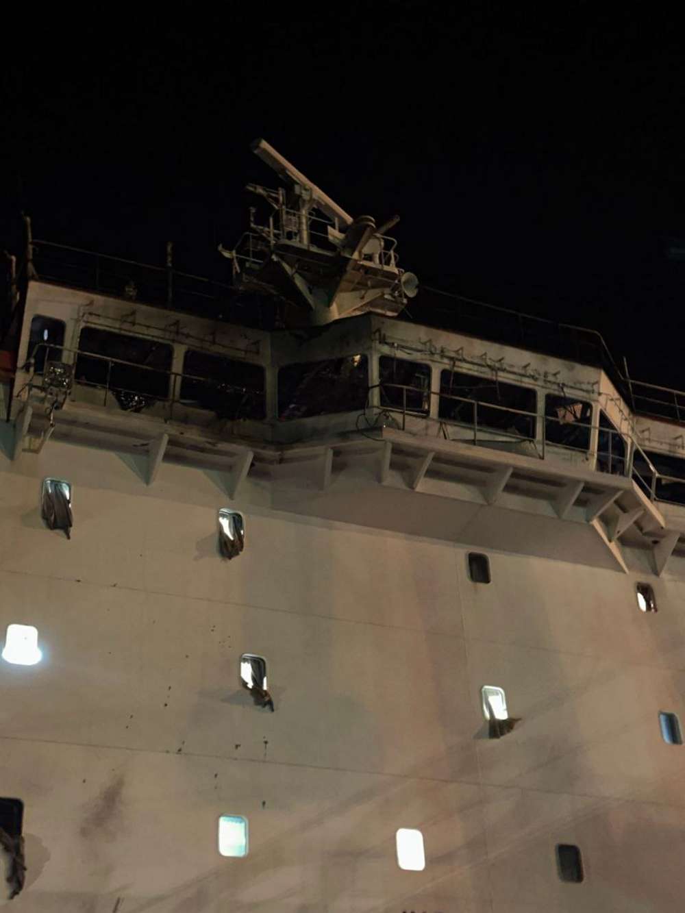 Армія РФ влучила ракетою у судно під іноземним прапором в порту Одещини – є жертви