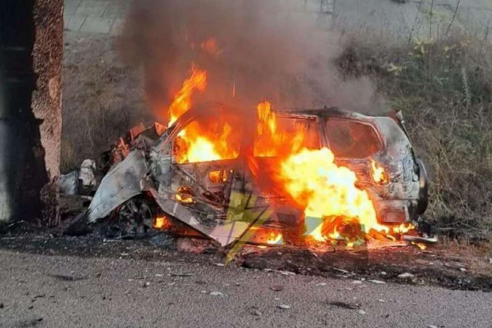 На об'їзній Дніпра в авто згоріли троє людей