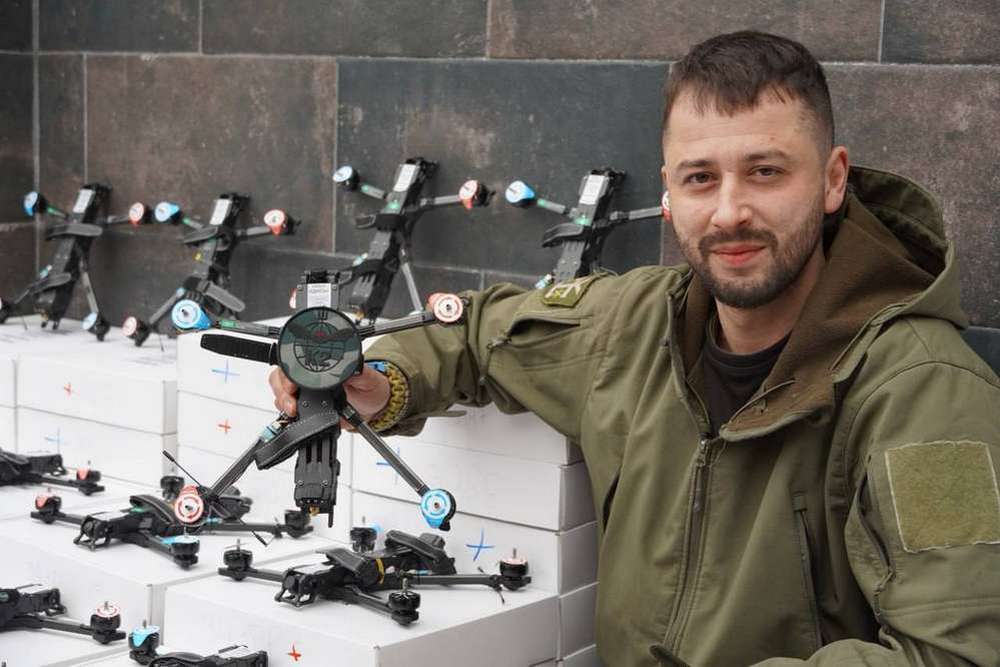 Військовим передали перші 3 000 FPV-дронів від операції «Єдність»
