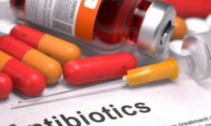 Чим загрожує неконтрольоване вживання антибіотиків – пояснення МОЗ