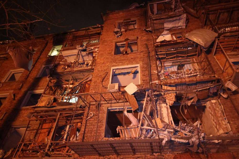 Окупанти обстріляли Харків – щонайменше 8 поранених, пошкоджені будинки66