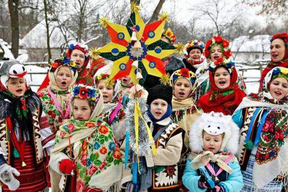 Традиції святкування Різдва в Україні – як відзначають і що готують у різних регіонах8