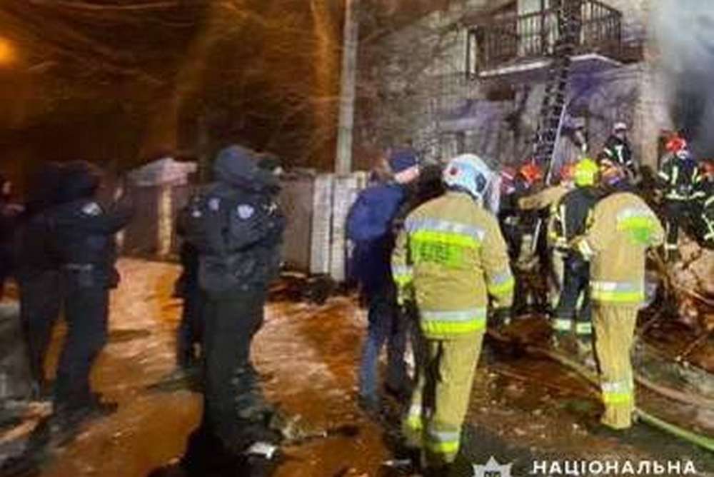 У Львові стався вибух газу у приватному будинку – є загиблі і поранені діти (фото)