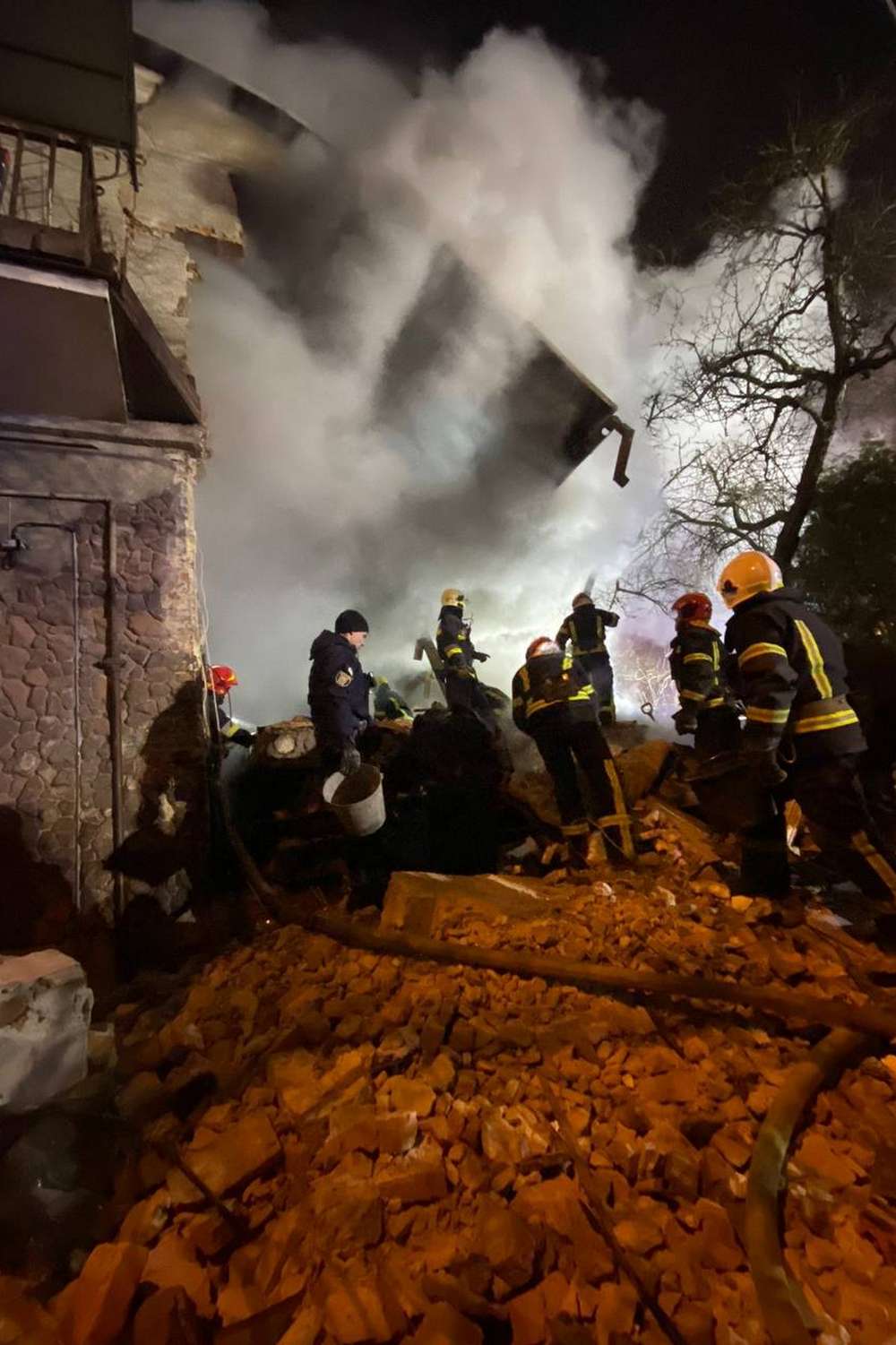 У Львові стався вибух газу у приватному будинку – є загиблі і поранені діти (фото)8