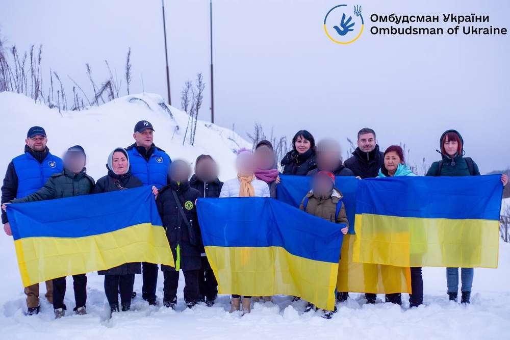 Україна повернула ще 8 дітей: сьогодні, у день Миколая, вони зустрінуться з рідними