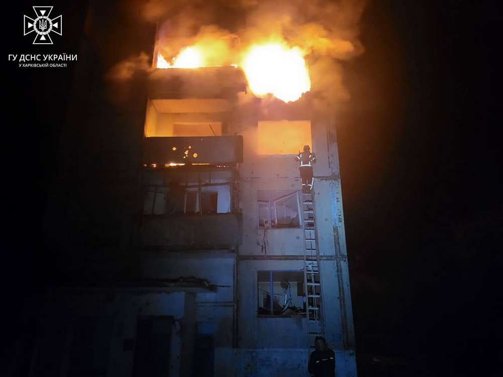 Повітряні атаки на Україну 8 грудня: є руйнування і постраждалі, виникли пожежі – все, що відомо
