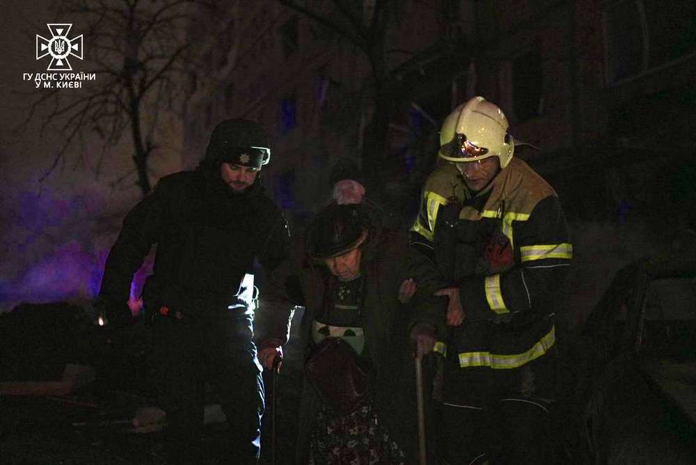 Більше 50 постраждалих, пожежі і руйнування – нічна повітряна атака 13 грудня, все, що відомо