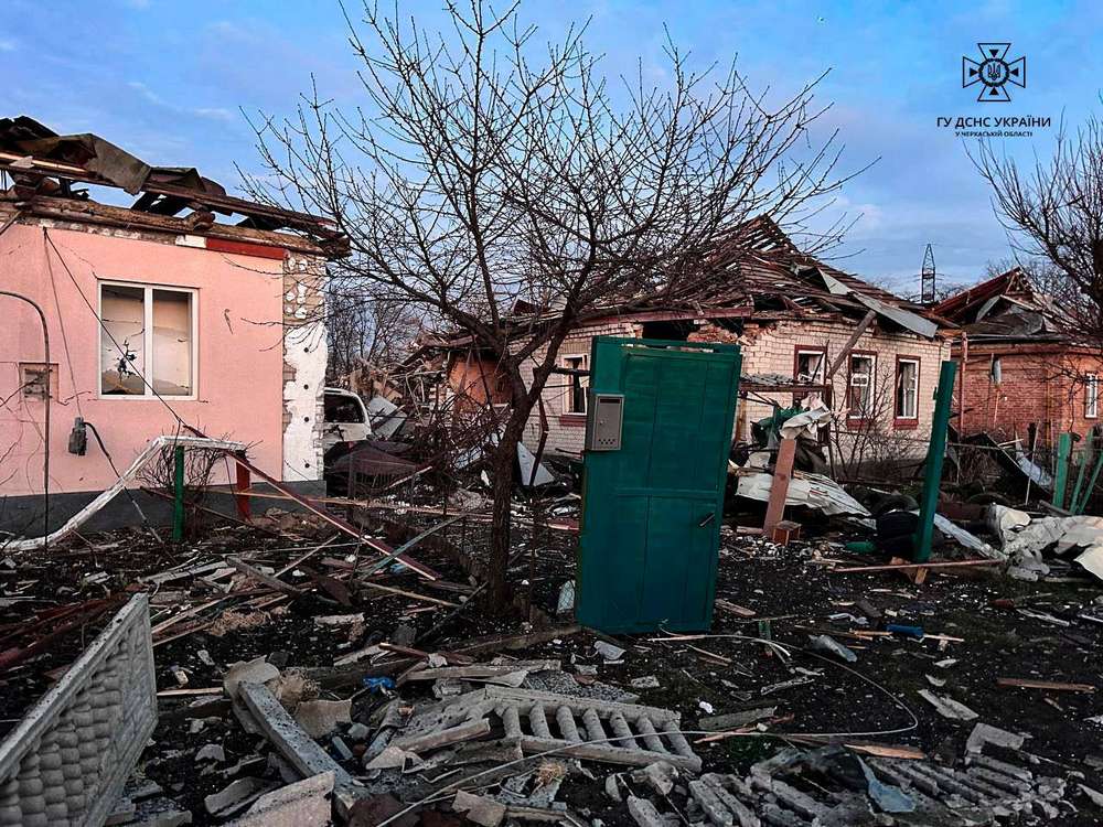 Вдень 29 грудня росія завдала ракетного удару по Смілі – є постраждалі і руйнування (фото)