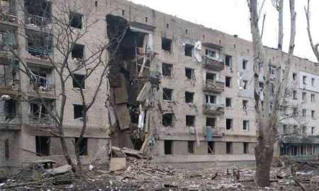 Росіяни скинули дві бомби на Оріхів: зруйновано під’їзд багатоповерхівки
