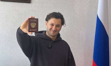 Продюсер популярних українських гуртів отримав російське громадянство і хизується цим