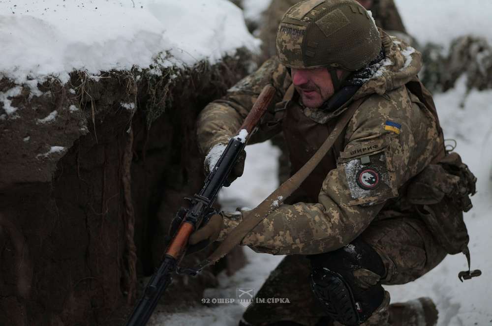 Найбільше атак на Донеччині і Херсонщині: що відбувається на фронті 9 січня