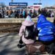 Польща не продовжила тимчасовий захист українцям: чи означає це, що 4 березня доведеться їхати
