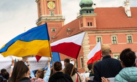 Польща продовжить допомогу українським біженцям