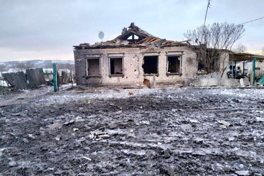 Окупанти вдарили керованими авіабомбами по селу на Харківщині, загинула жінка3