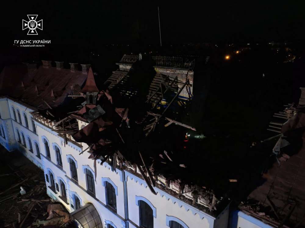 У День народження Бандери росіяни зруйнували його університет і знищили музей Шухевича (фото)