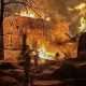Палав будинок культури та помешкання людей: на Сумщині через обстріли виникла масштабна пожежа